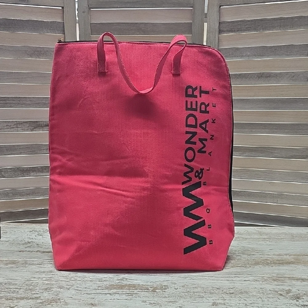 Wonder & Mart BBQ Blanket – Insulated Food Carrier for Hot or Cold Items